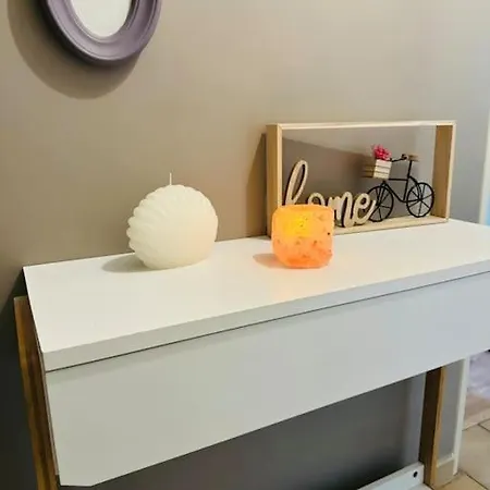 Charmant Et Confortable Lägenhet